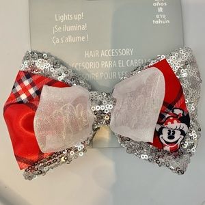 Minnie Mouse Light up hair bow perfect for the holidays